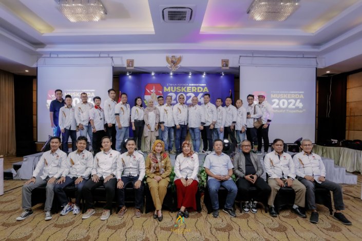 HALOSYM (257 of 535)