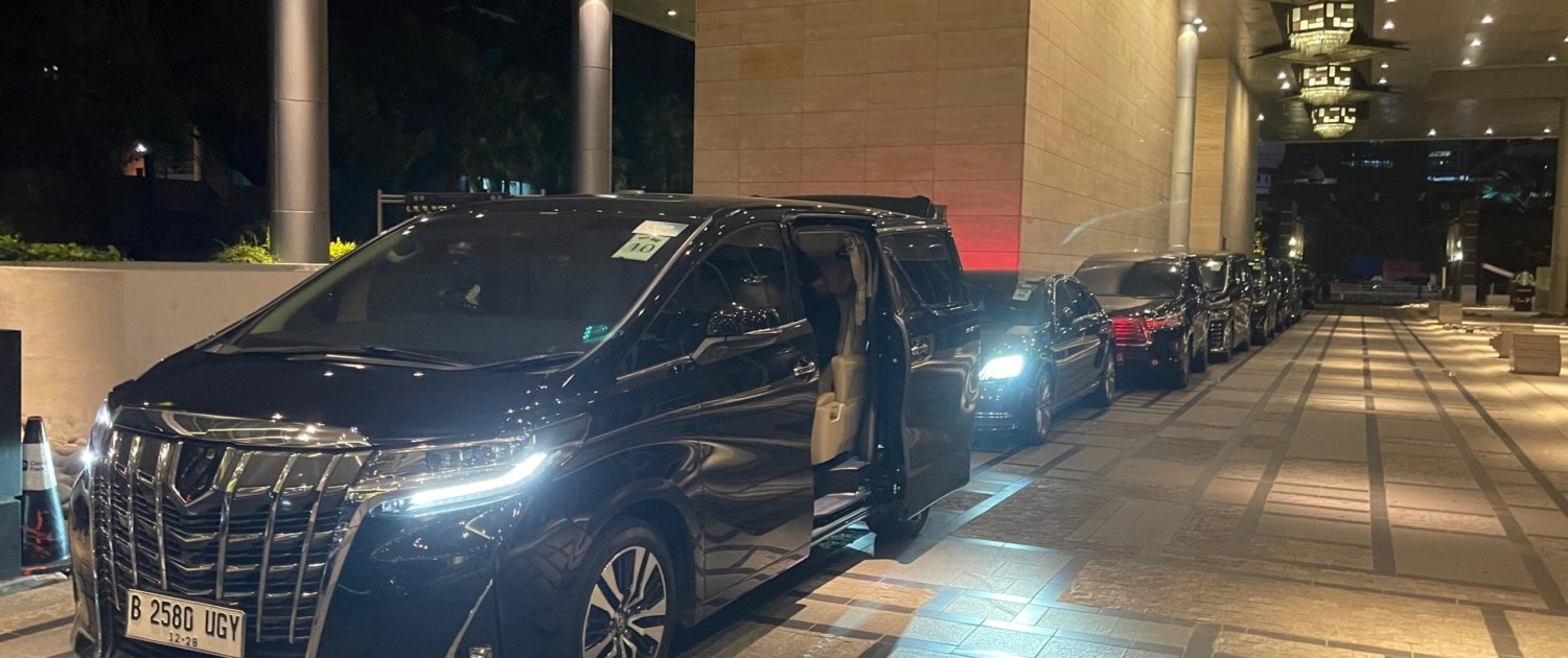 WhatsApp-Image-2024-05-29-at-22.20.42-1-scaled Rentalmobilaja.com Ikut Menjadi Bagian dalam Melayani Tamu dari Negara Arab Saudi